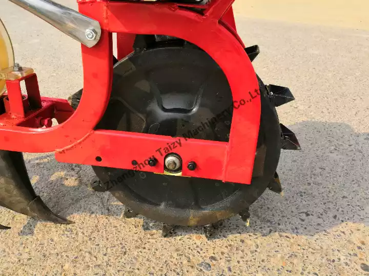 rueda de la sembradora manual de gasolina